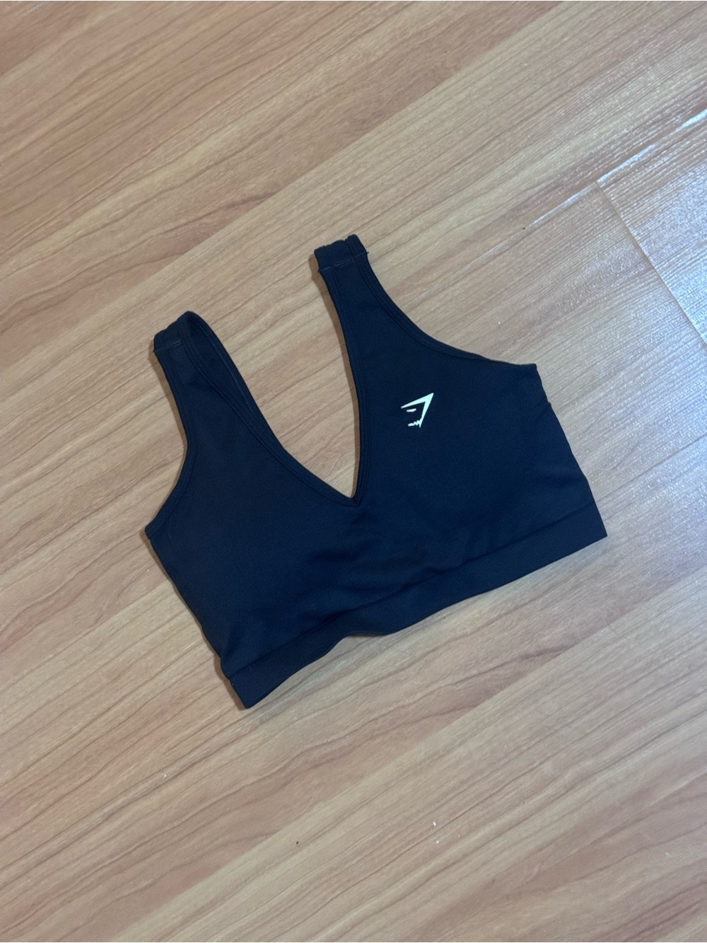 Gymshark V-Neck Plunge Sports Bra Small Black